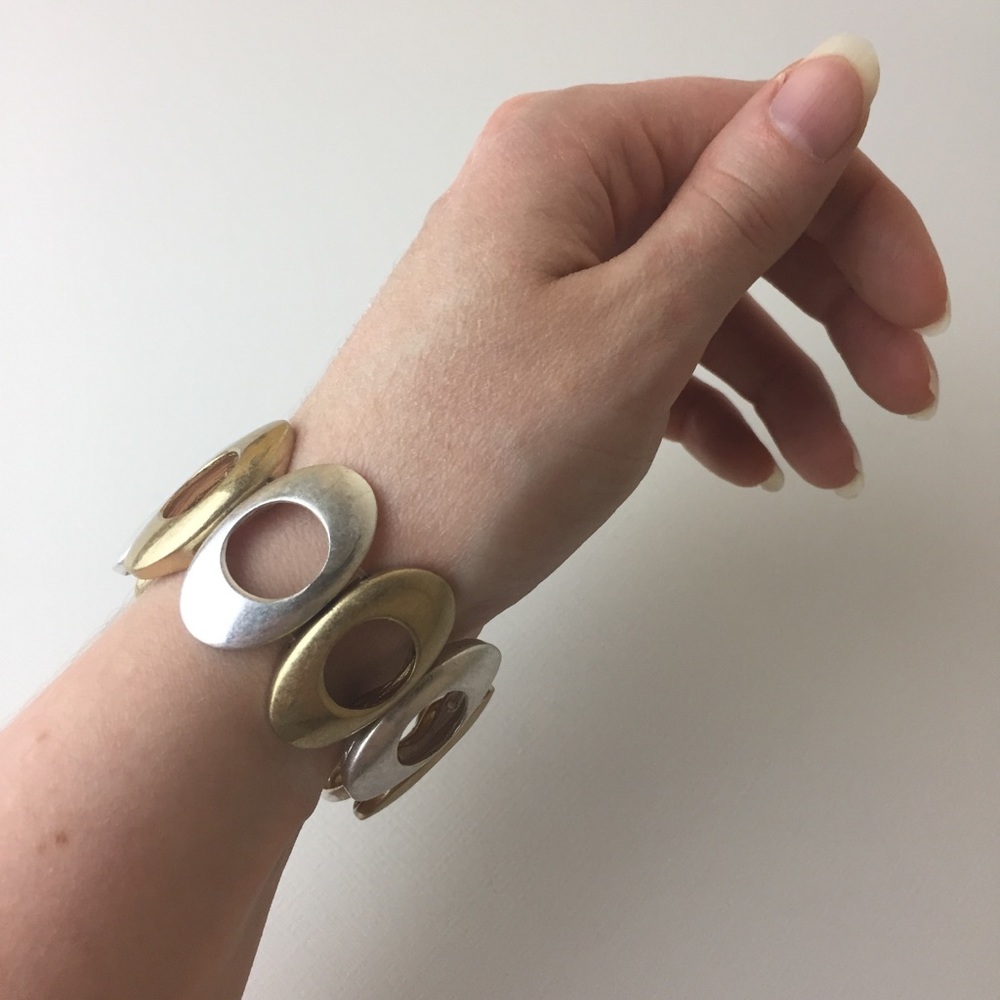 Silver & Gold Geometric Oval Stretch Bracelet